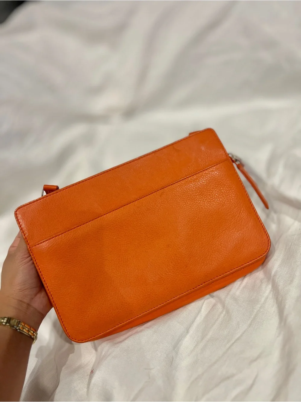 rare BEVEE Orange Pebbled Leather Convertible Clutch Crossbody‎ Wallet Chain Bag